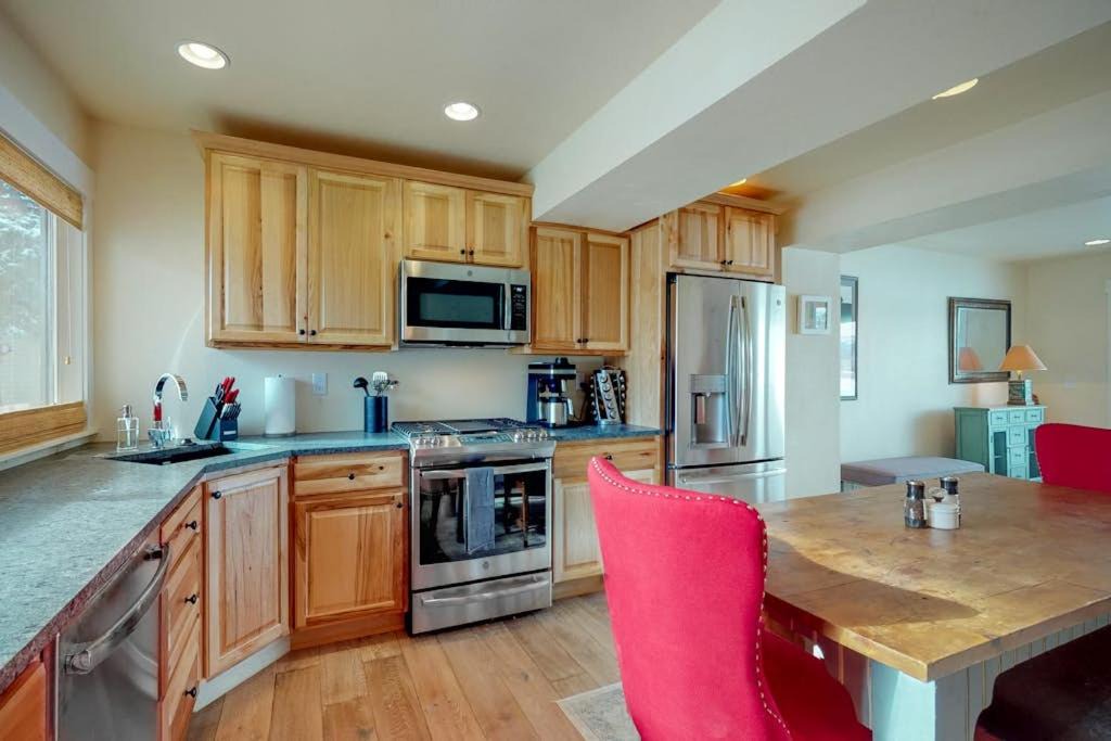 Photo of Kitchen in Park Meadows