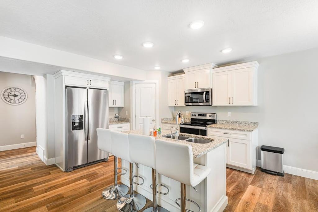 Photo of Kitchen in Garden City