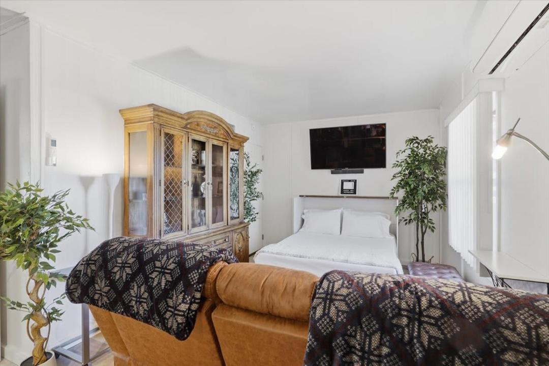Photo of Bedroom in Townsite