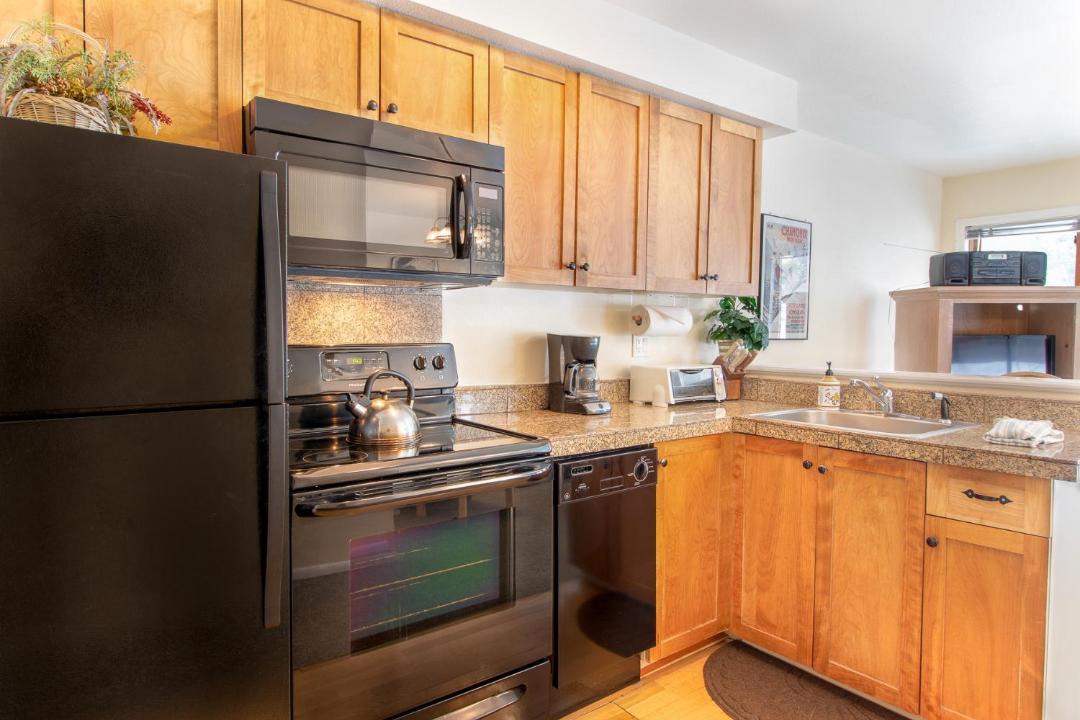 Photo of Kitchen in Four O'Clock