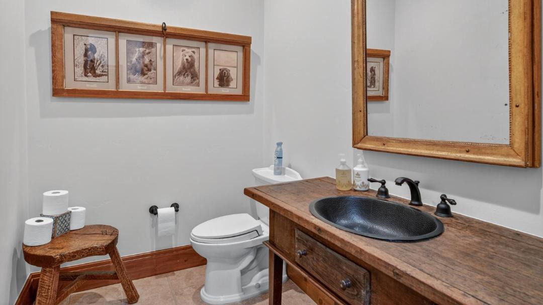 Photo of Bathroom in Edwards