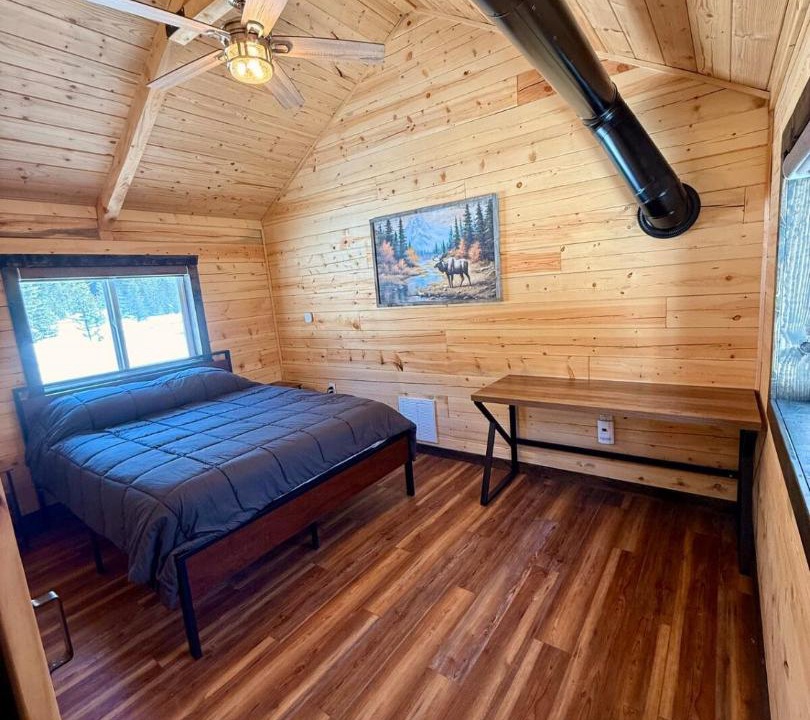 Photo of Bedroom in Cooke City-Silver Gate
