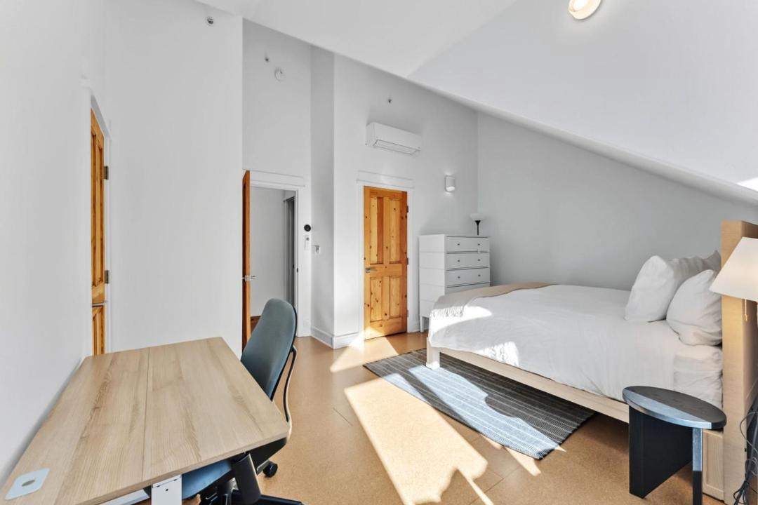 Photo of Bedroom in Edwards
