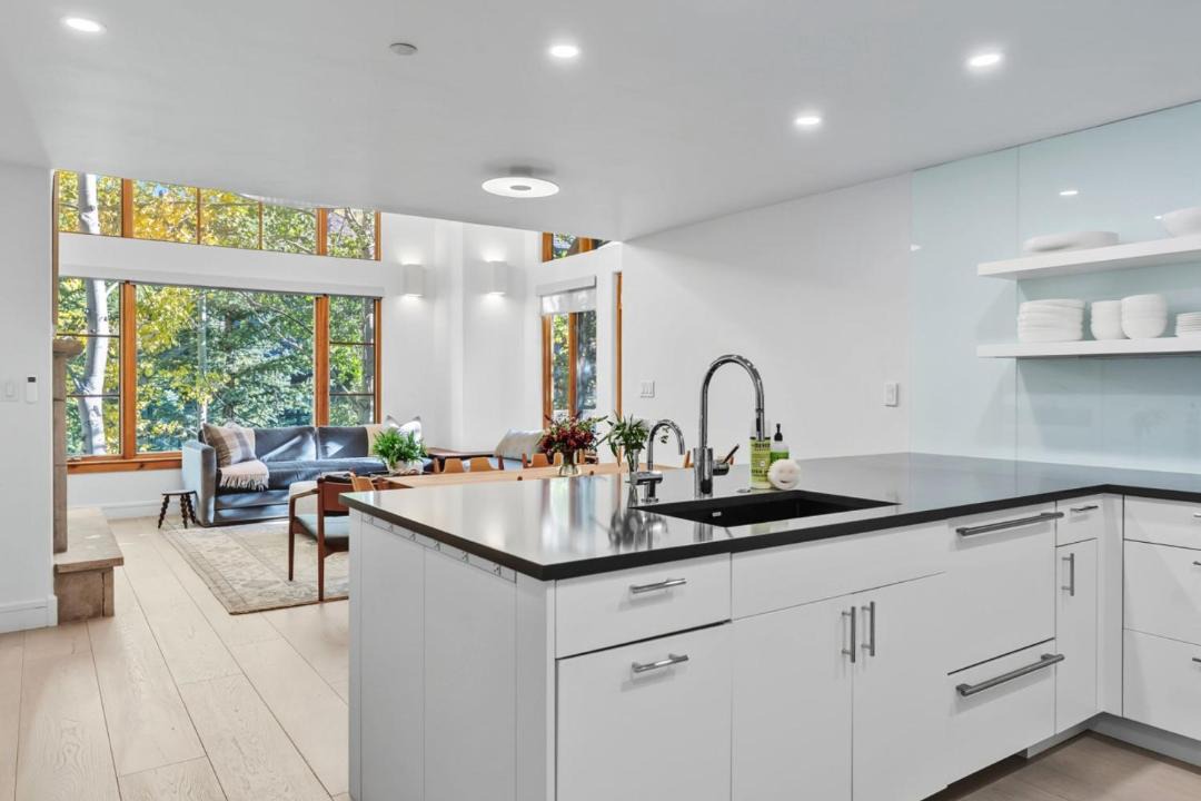 Photo of Kitchen in Edwards