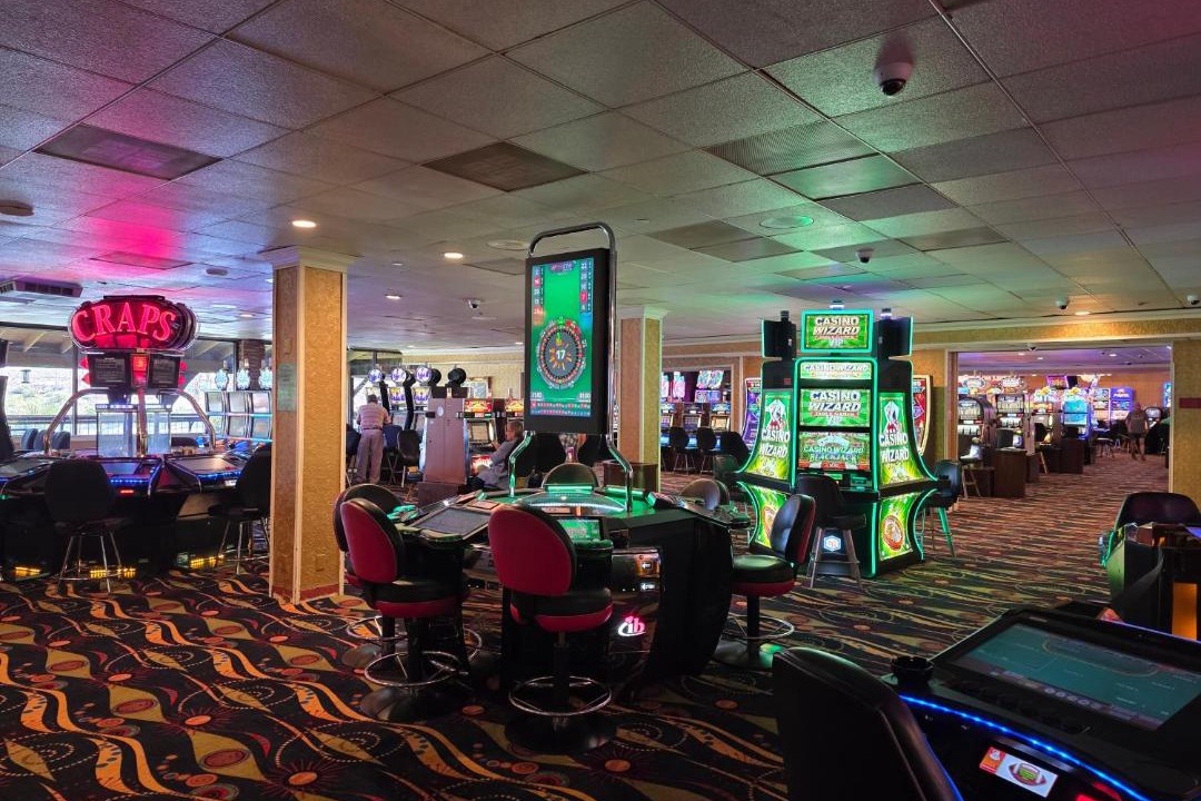 Photo of Others in Laughlin