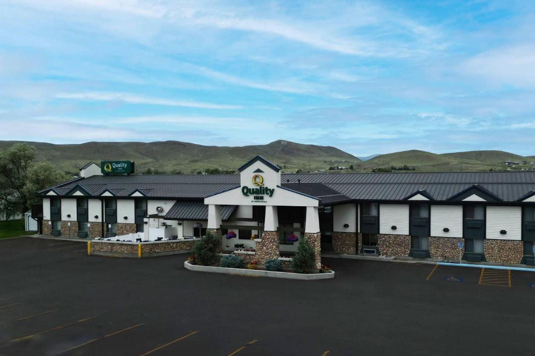 Photo of Others in Dillon