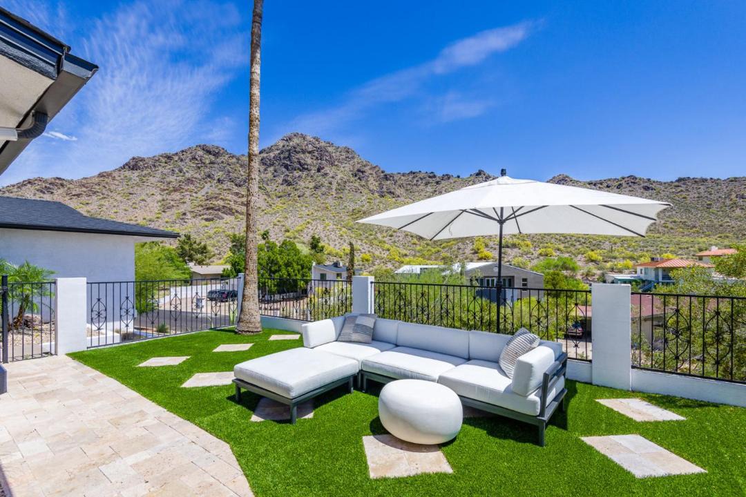 Photo of Others in Biltmore Highlands