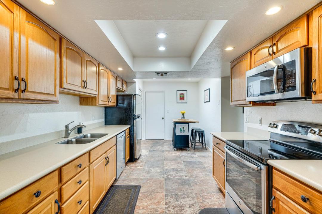 Photo of Kitchen in Catalina Del Rey