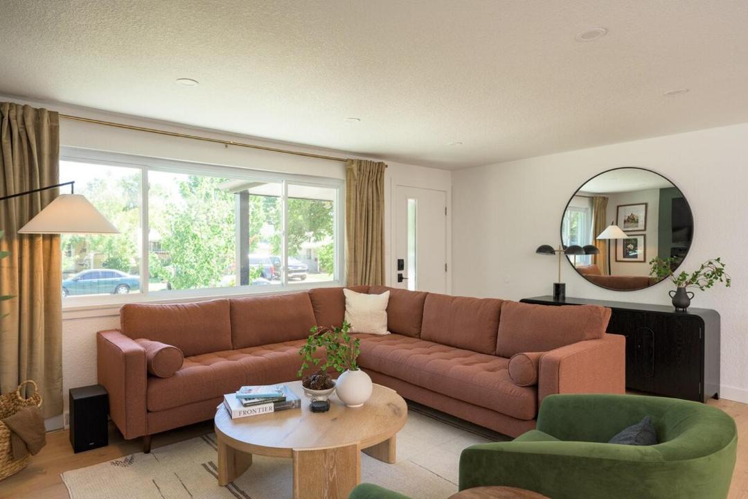 Photo of Livingroom in Westminster