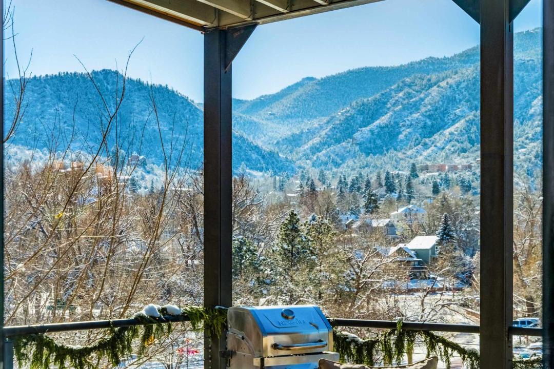 Photo of Others in Manitou Springs Historic District