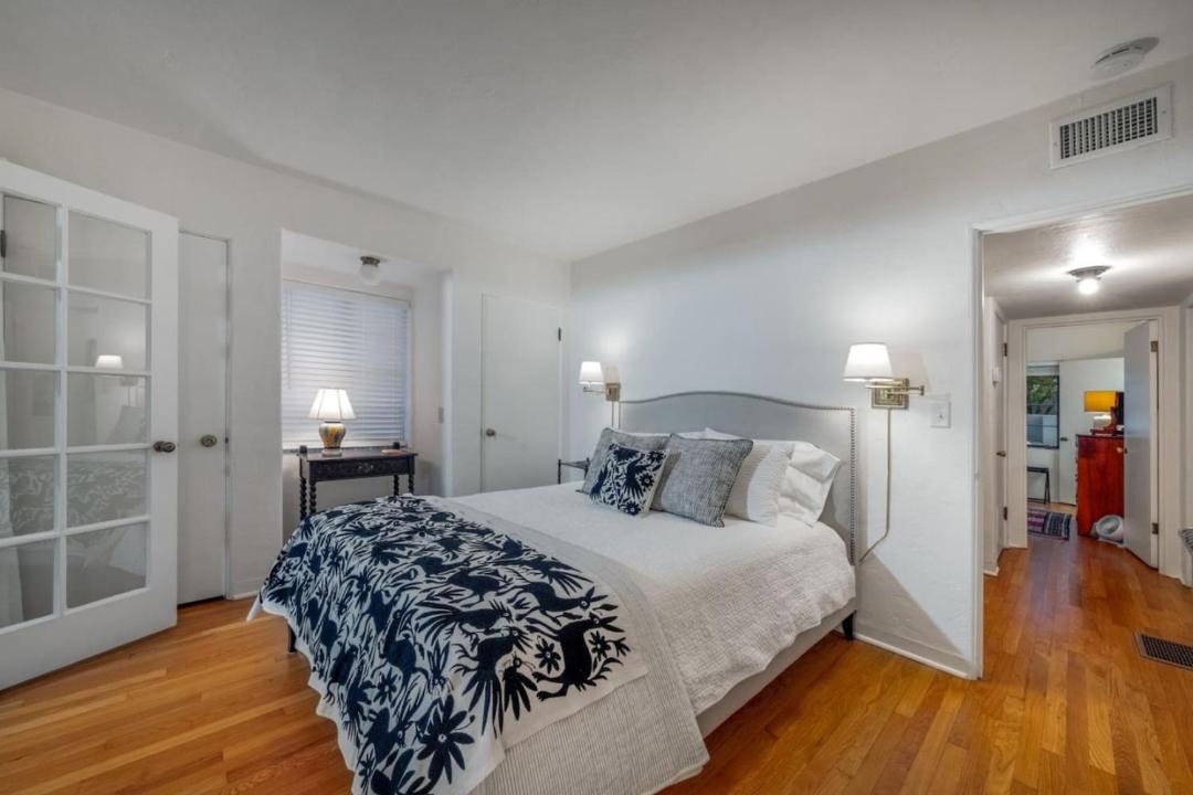Photo of Bedroom in Blenman-Elm