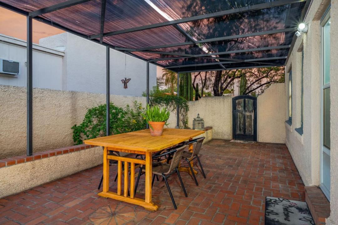 Photo of Patio Balcony in Sam Hughes