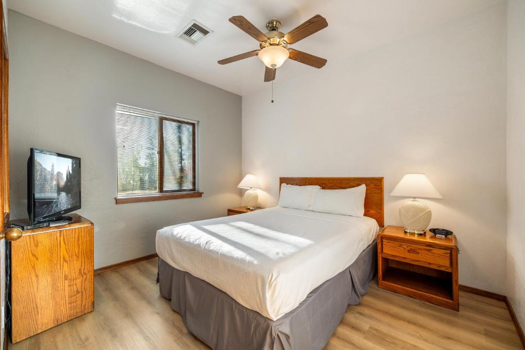 Photo of Bedroom in Pinetop