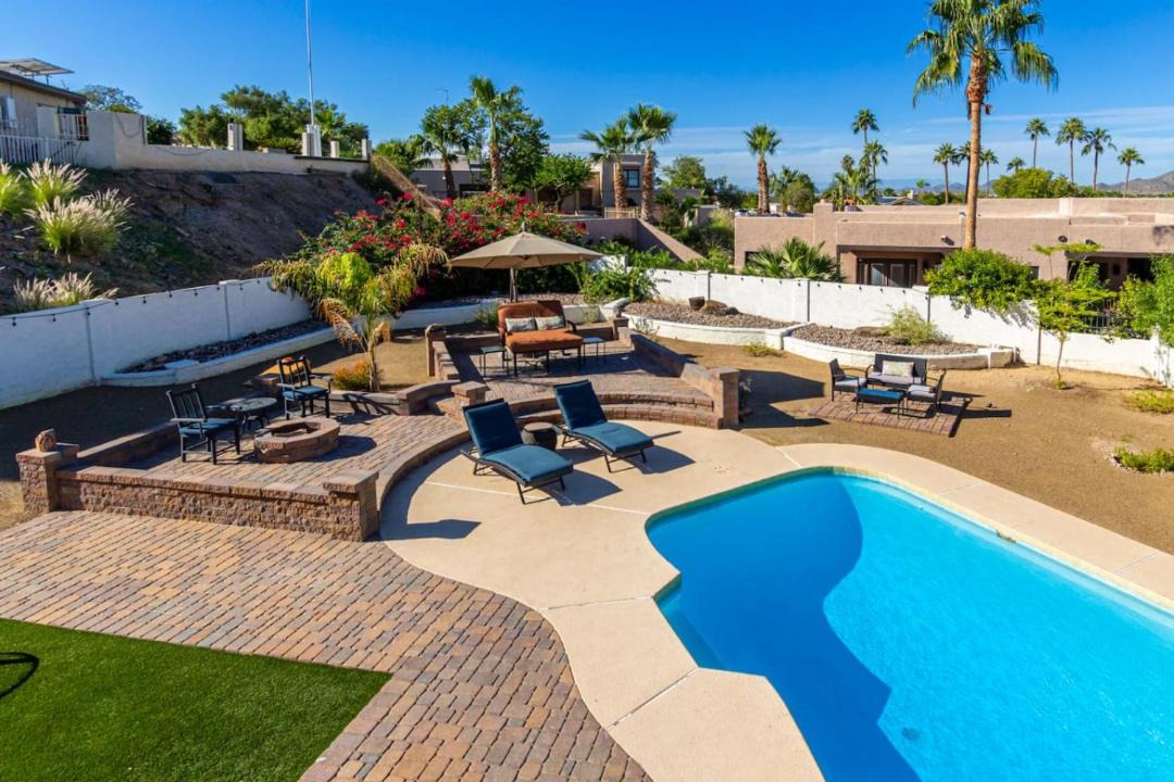 Photo of Others in Paradise Valley Village