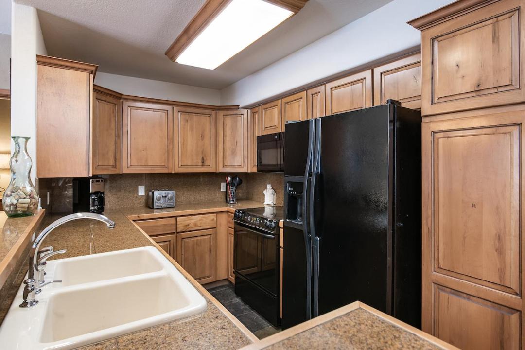 Photo of Kitchen in Four O'Clock