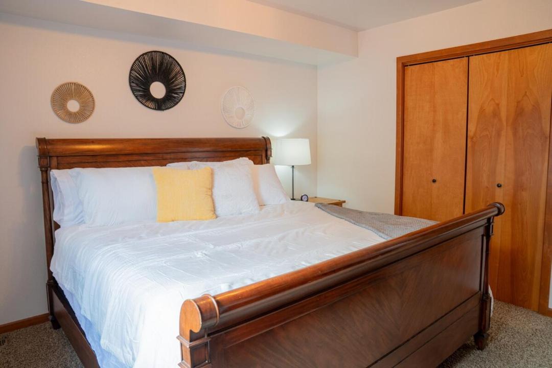 Photo of Bedroom in Central - Terry