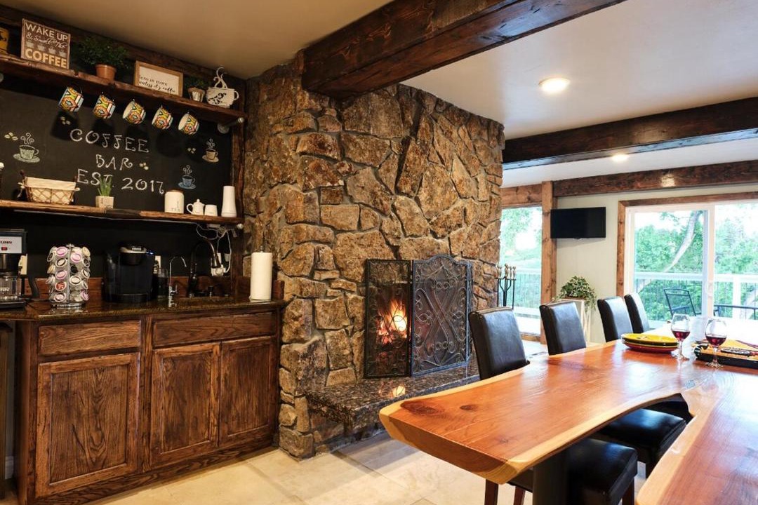 Photo of Kitchen in Skyway
