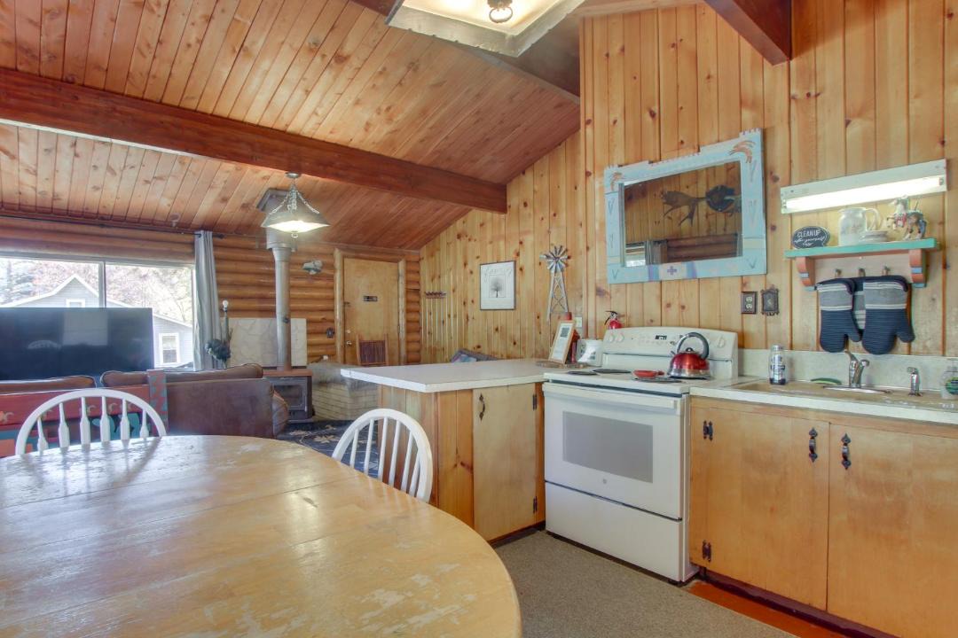 Photo of Kitchen in Lava Hot Springs