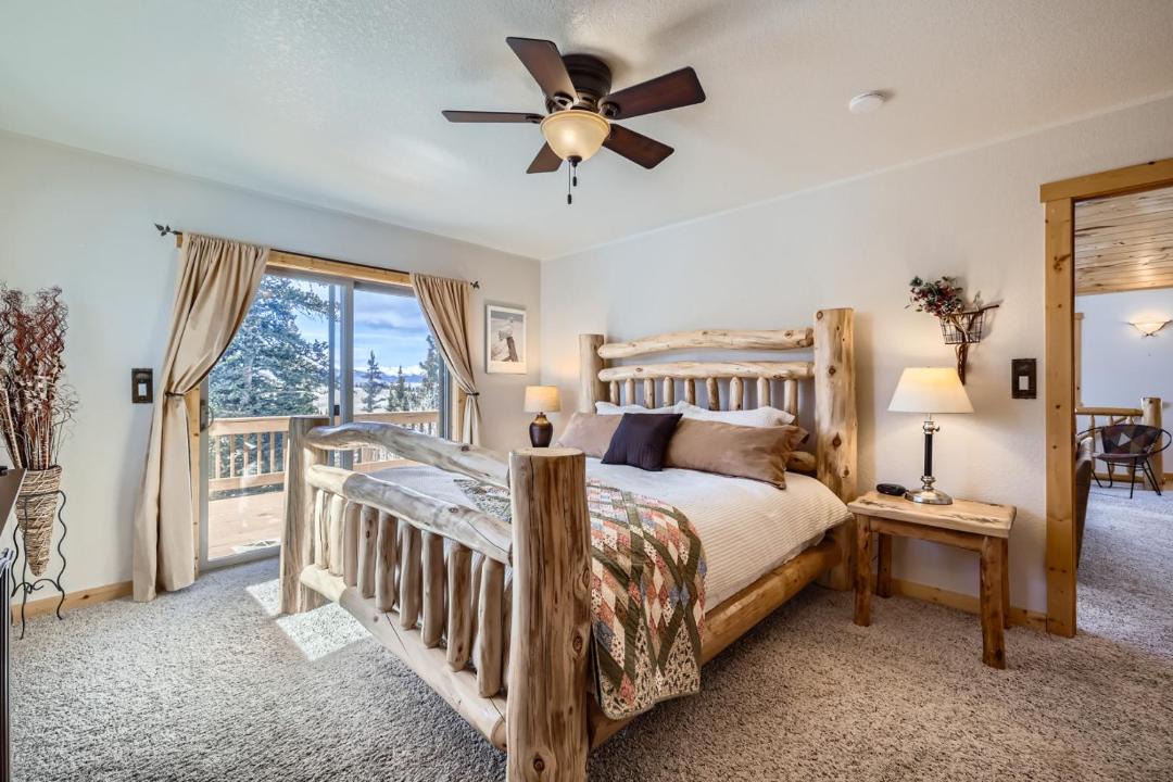 Photo of Bedroom in Indian Mountain