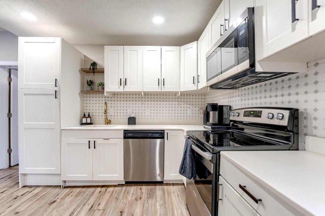 Photo of Kitchen in Dundee-Happy Hollow Historic District