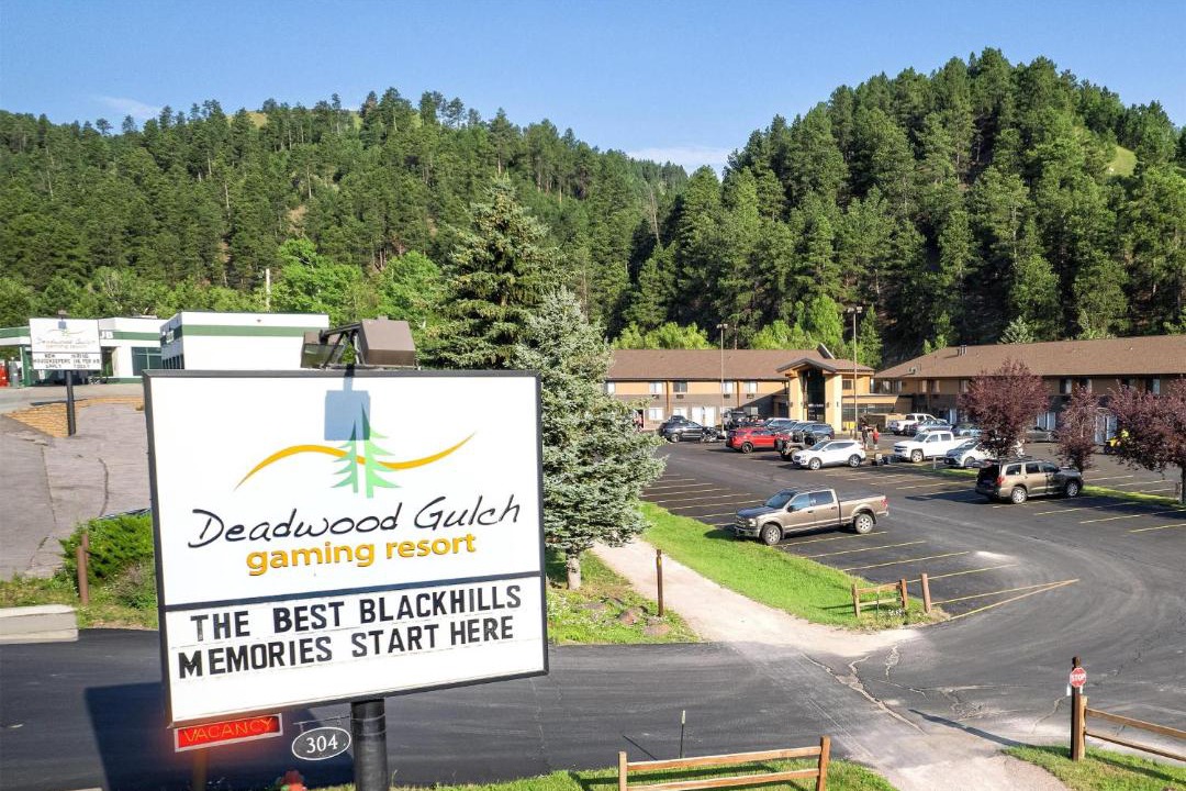 Photo of Others in Deadwood