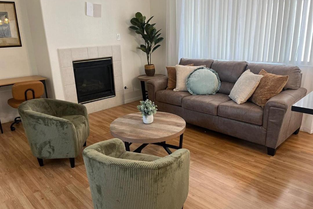 Photo of Livingroom in Spring Valley