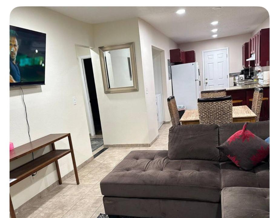 Photo of Livingroom in Rose Park