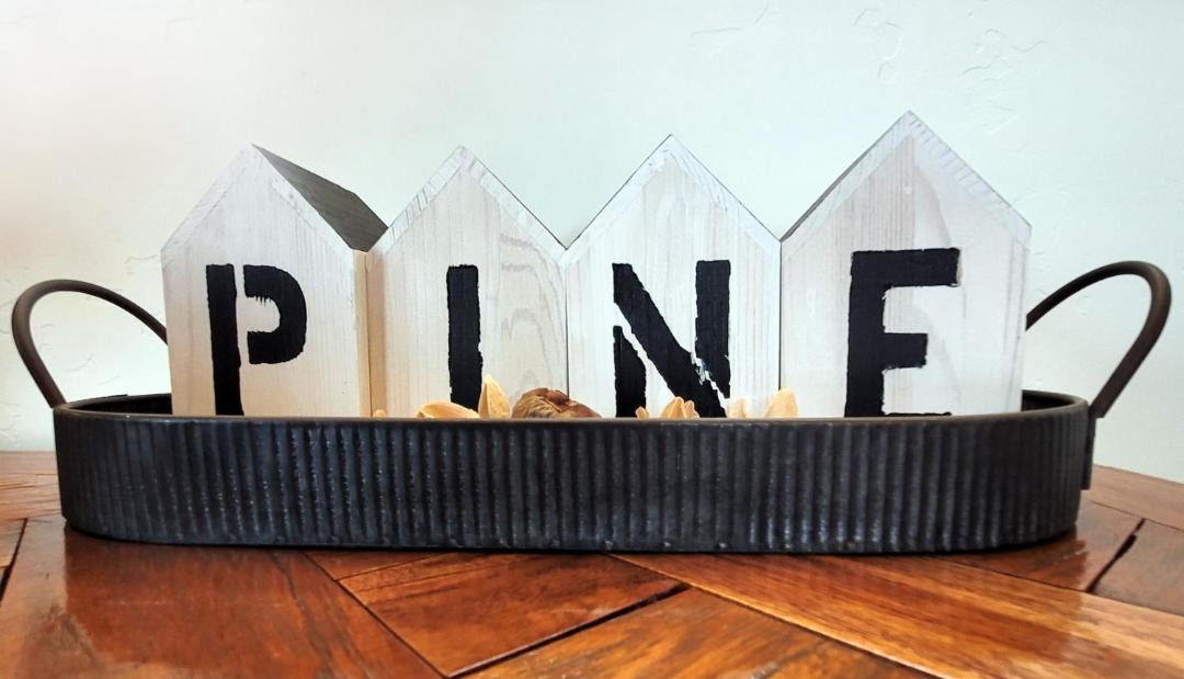 Photo of Others in Pine