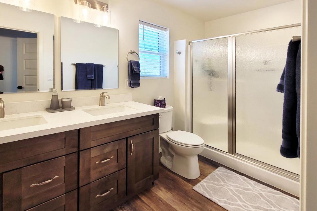 Photo of Bathroom in Pine