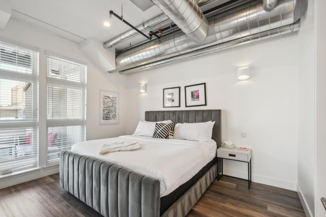Photo of Bedroom in River North Art District