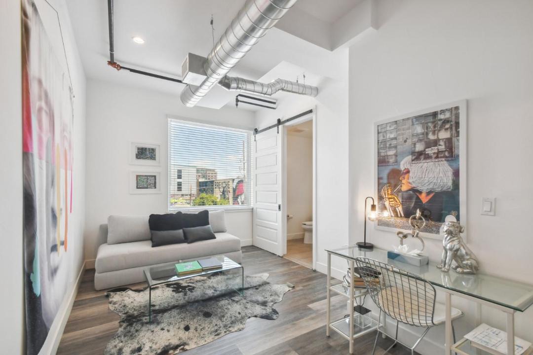 Photo of Livingroom in River North Art District