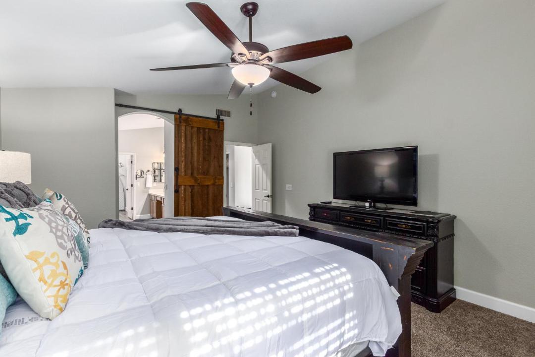 Photo of Bedroom in Ashley Park