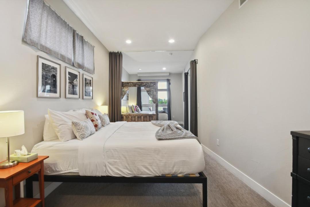 Photo of Bedroom in River North Art District