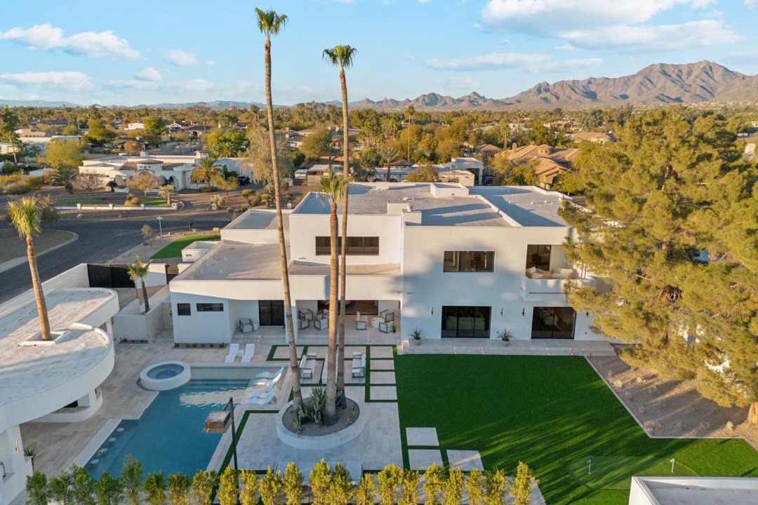 Photo of Others in La Tierra Estates
