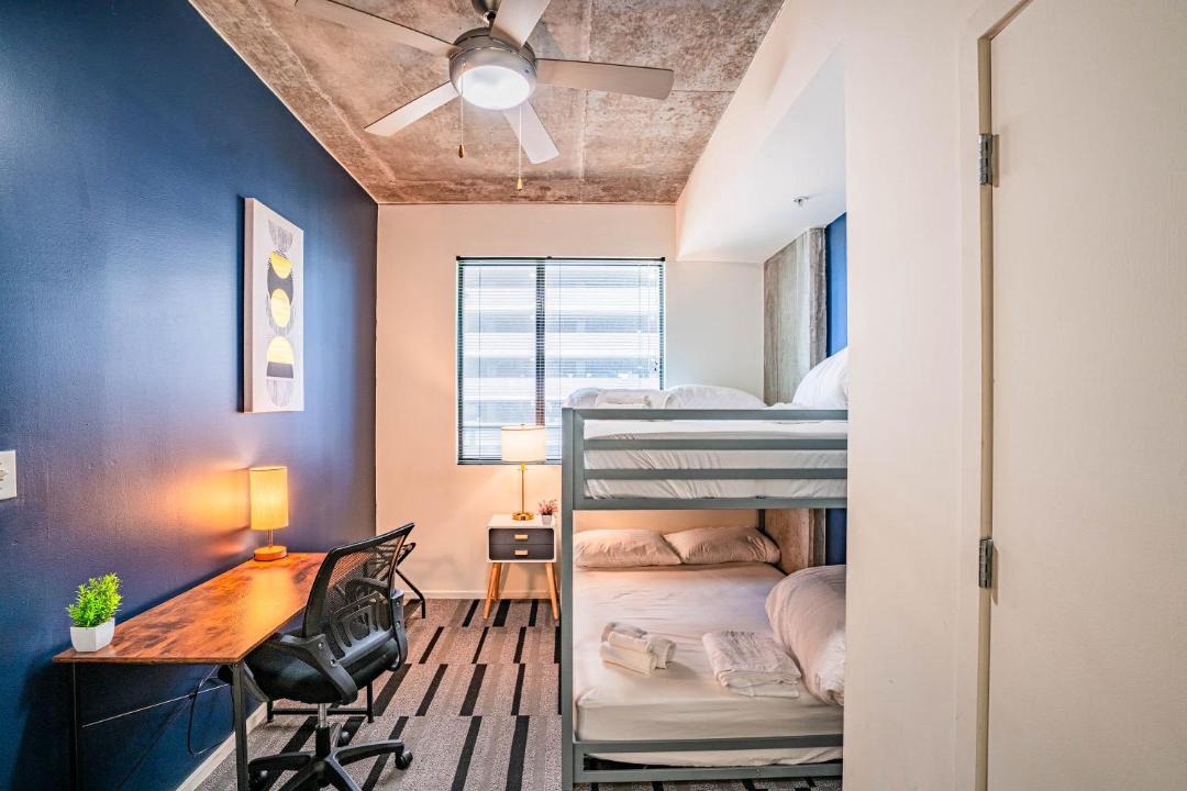 Photo of Bedroom in Evans Churchill