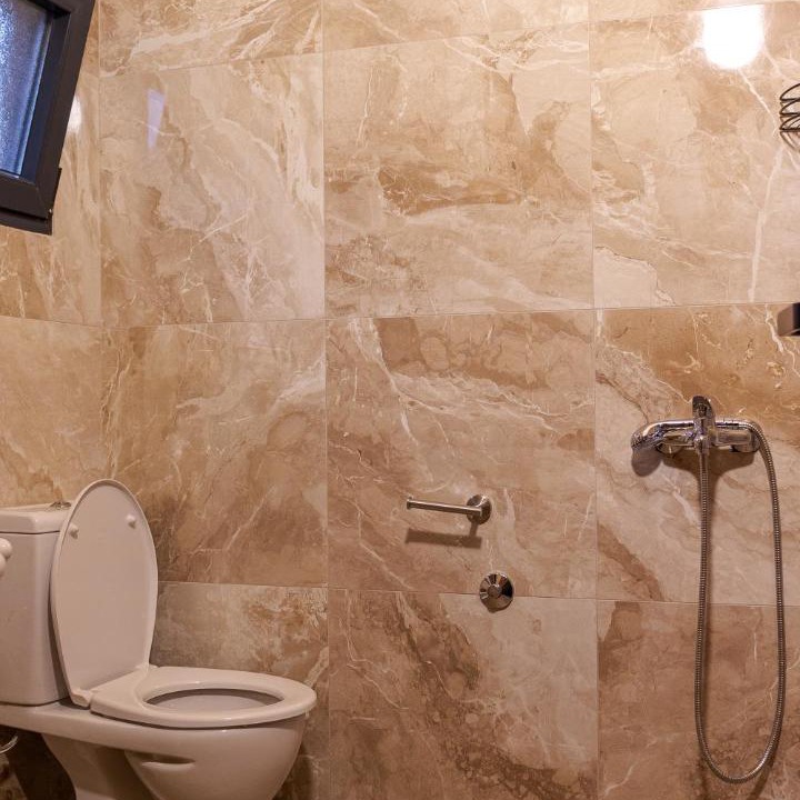 Photo of Bathroom in Karuc