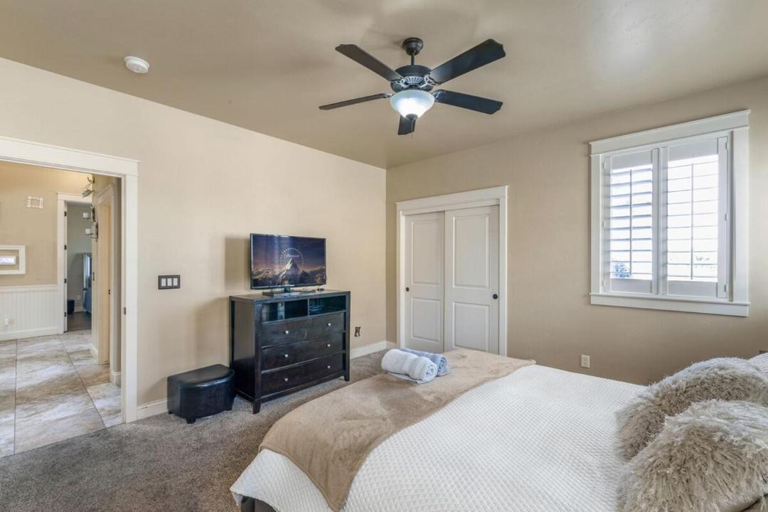 Photo of Bedroom in Lake Havasu City