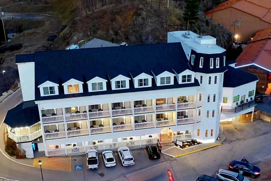 Photo of Others in Keystone
