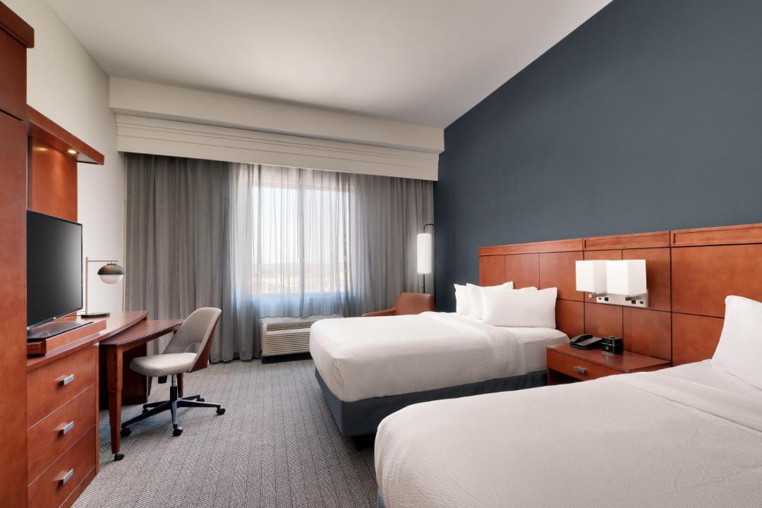 Photo of Bedroom in Downtown Lincoln