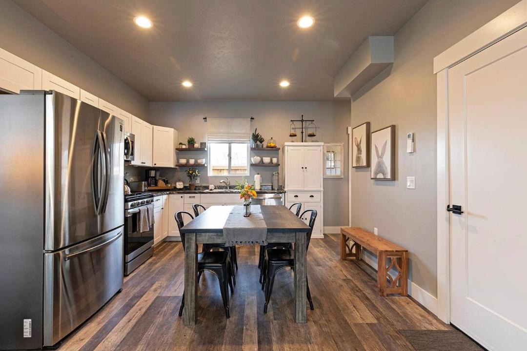 Photo of Kitchen in Franklin to the Fort