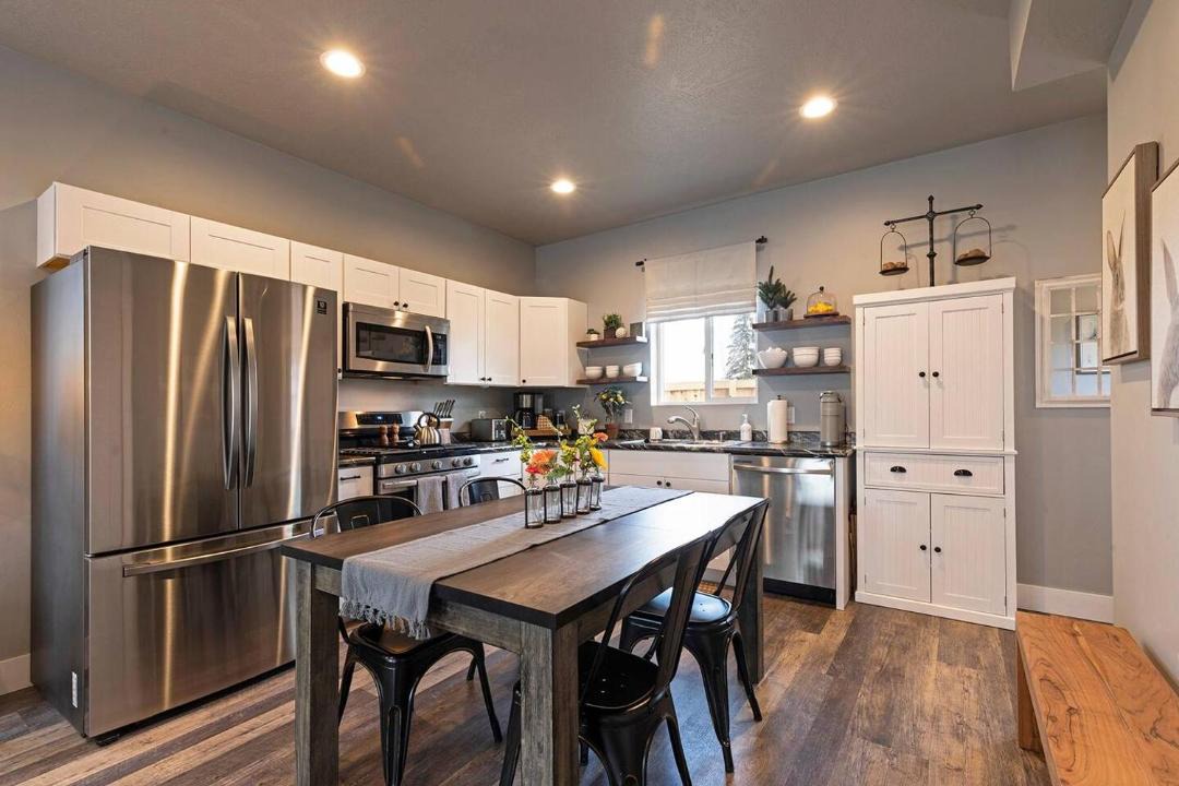 Photo of Kitchen in Franklin to the Fort