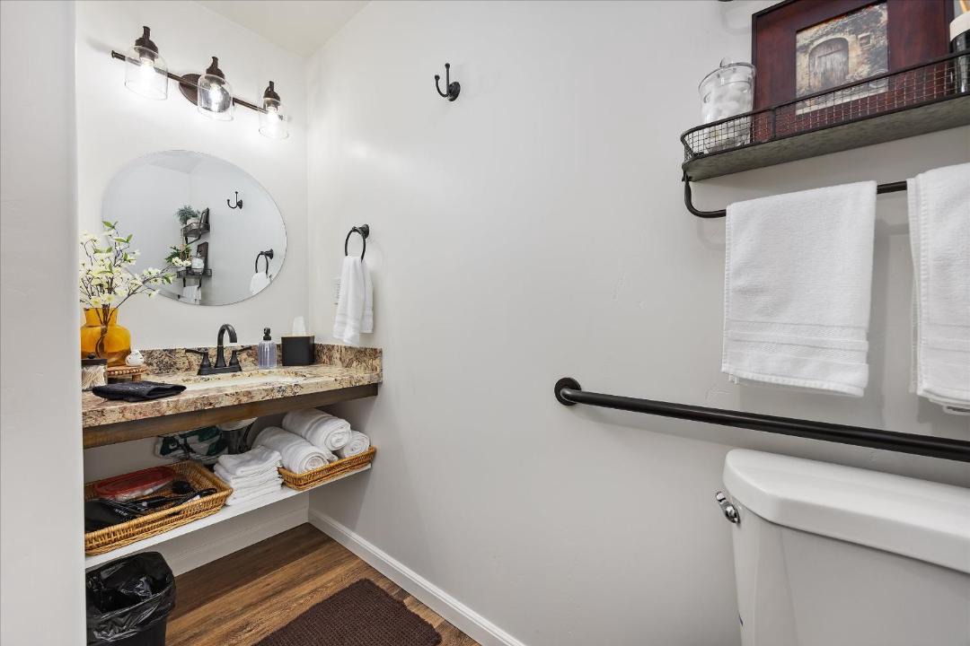Photo of Bathroom in Tehachapi