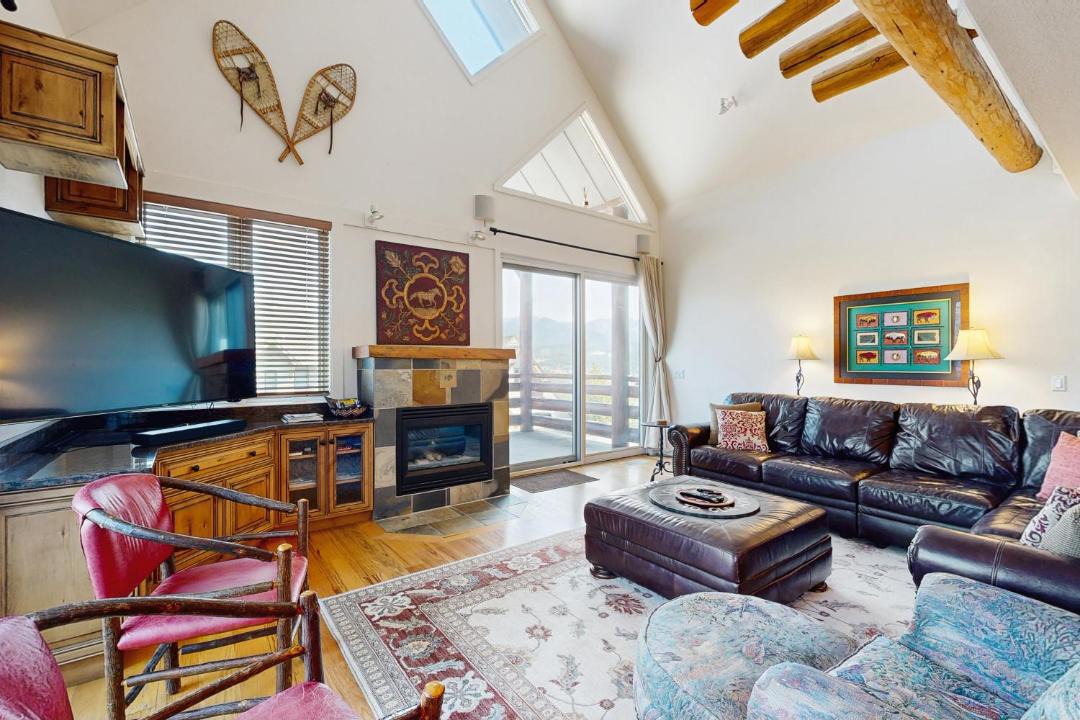Photo of Livingroom in Saddle Ridge