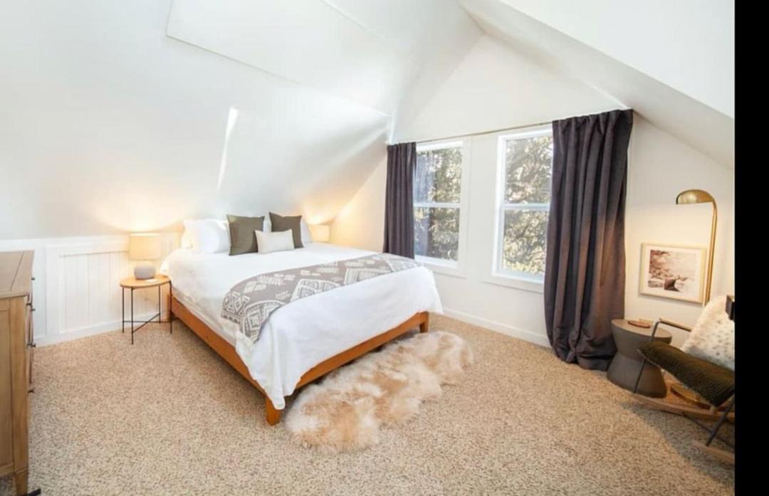 Photo of Bedroom in Alma