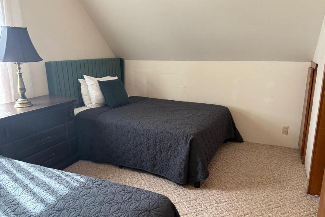 Photo of Bedroom in Laurel