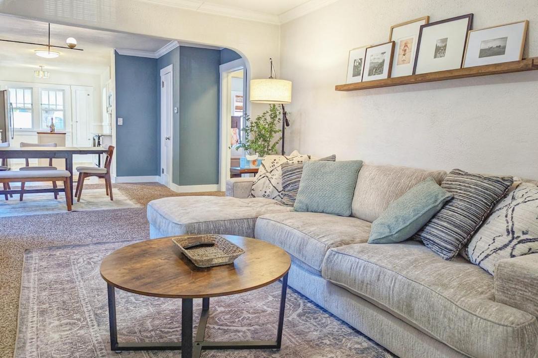 Photo of Livingroom in Central Colorado Springs