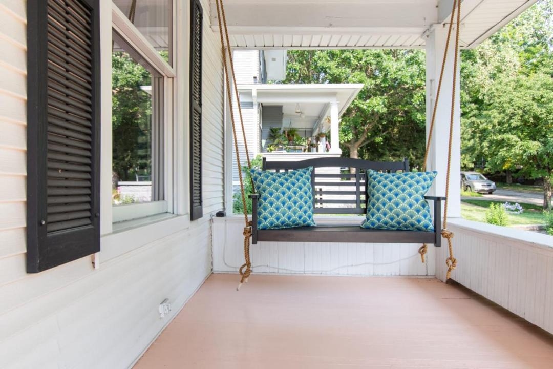 Photo of Patio Balcony in Dundee-Happy Hollow Historic District