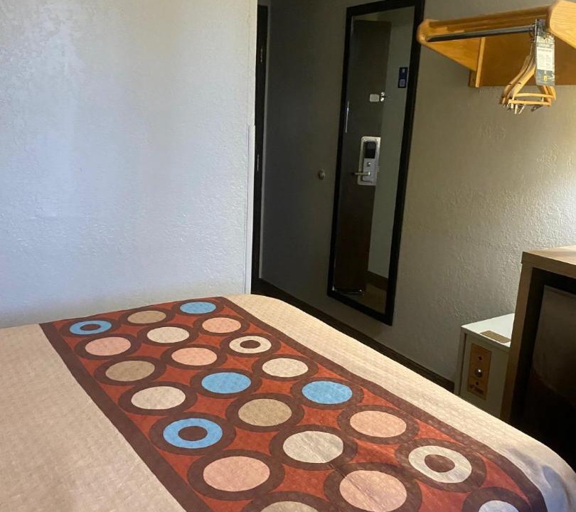 Photo of Bedroom in Pierre