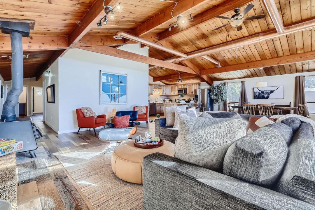 Photo of Livingroom in Alma
