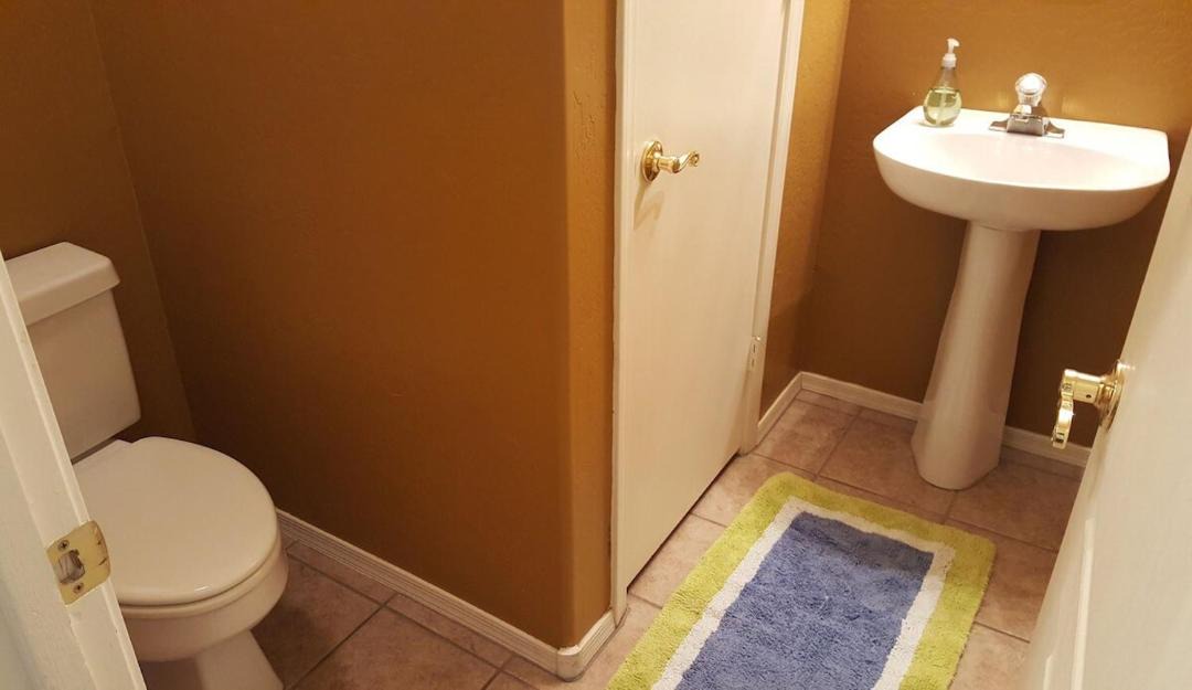 Photo of Bathroom in Alta Mesa